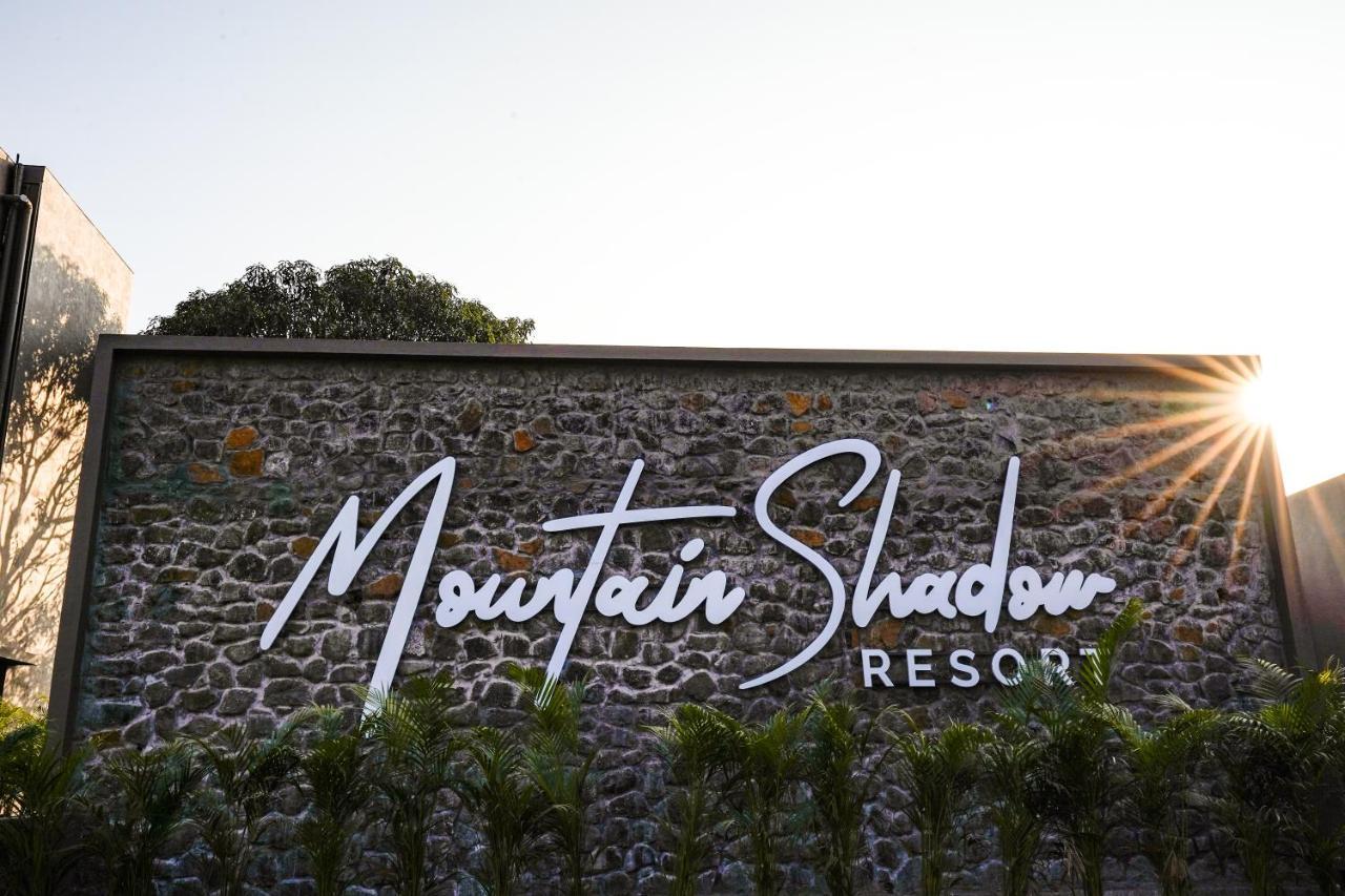 Mountain Shadow Resort Igatpuri Kültér fotó